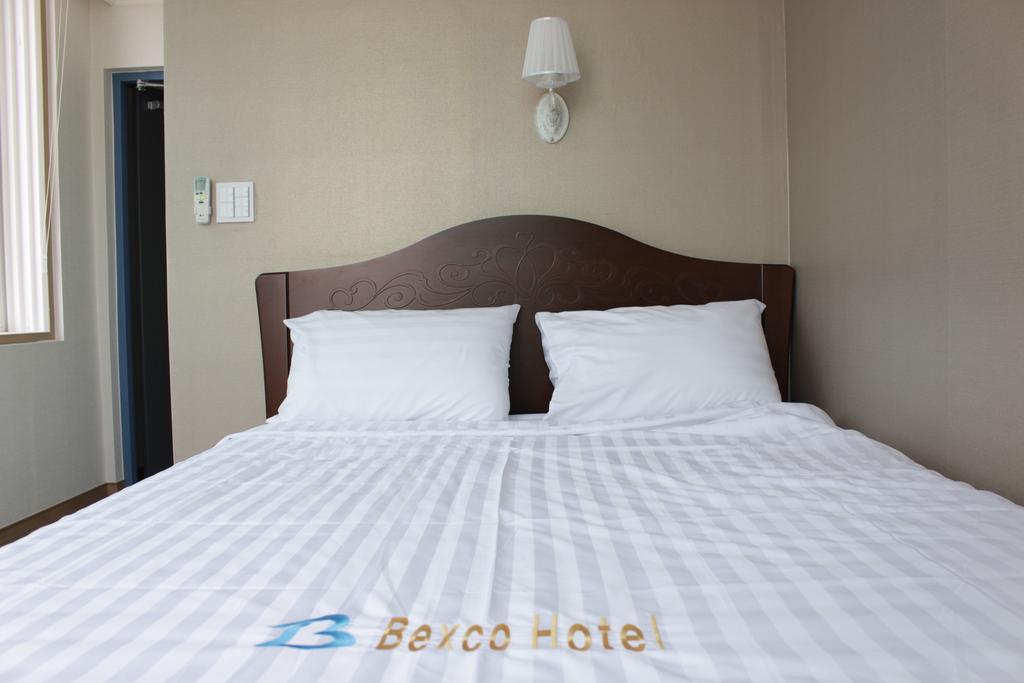 Bexco Hostel B&B Puszan Szoba fotó